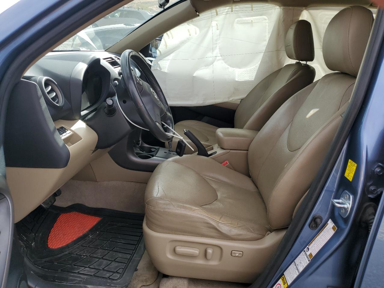 2010 Toyota RAV 4 - Image 7