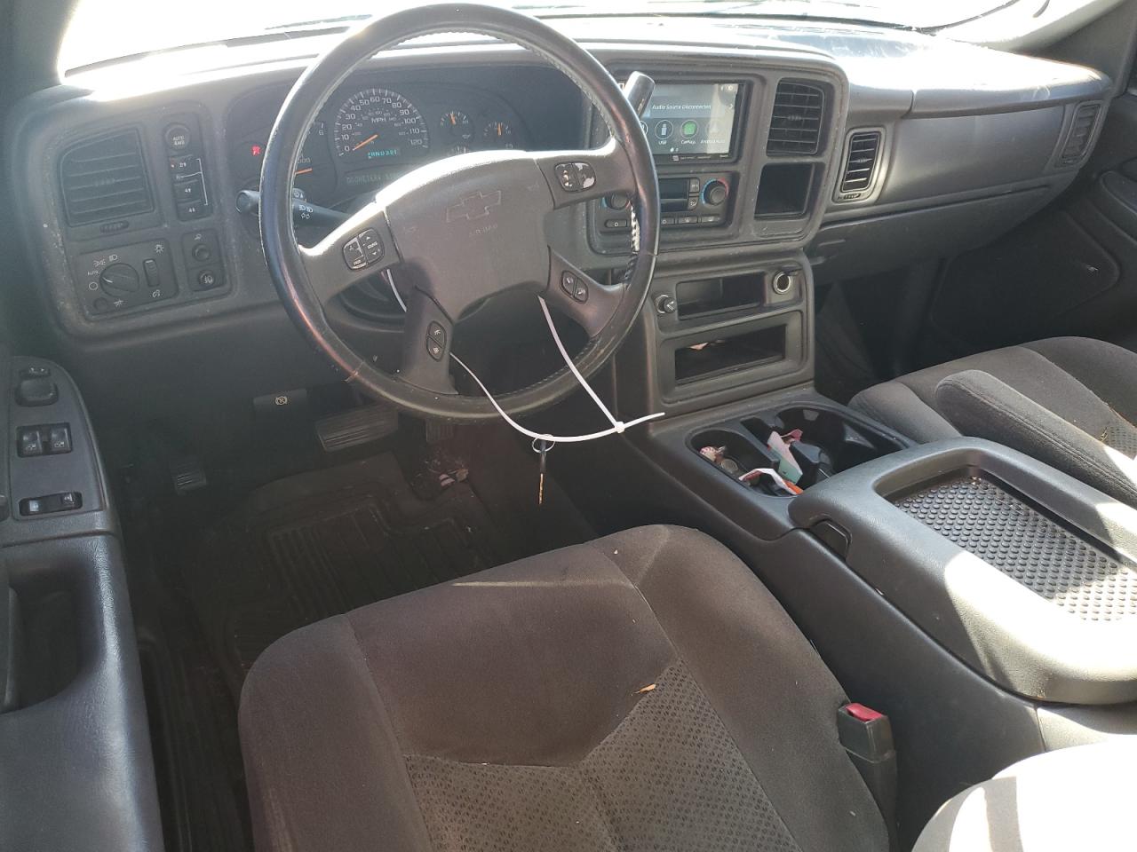 2005 Chevrolet Silverado - Image 8