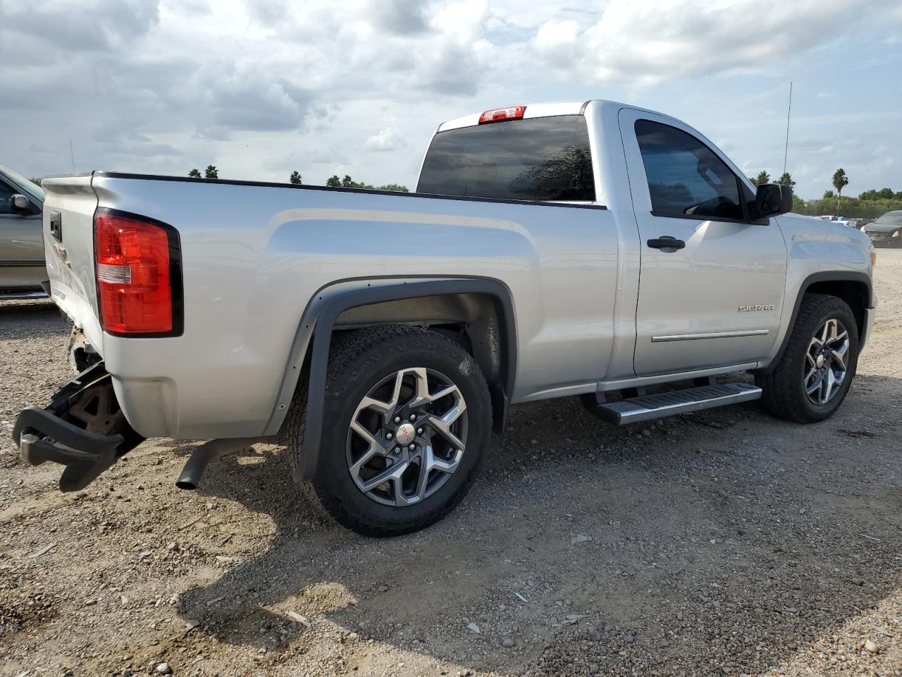 2014 GMC Sierra - Image 3