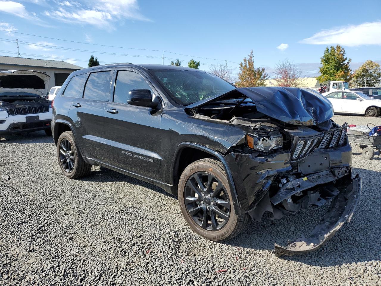 2020 Jeep Grand Cherokee - Image 4