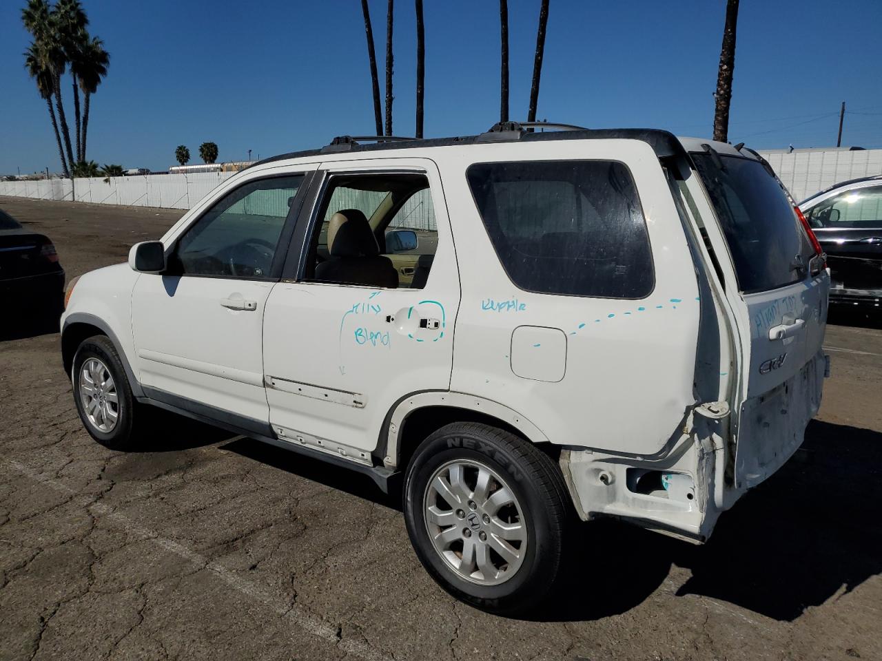 2006 Honda CR-V - Image 2