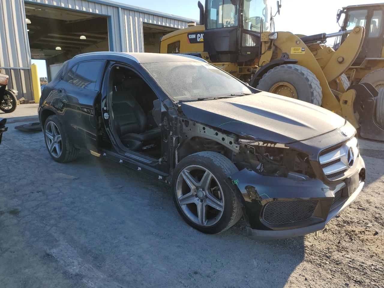 VIN WDCTG4GB9FJ073159 2015 MERCEDES-BENZ GLA-CLASS no.4