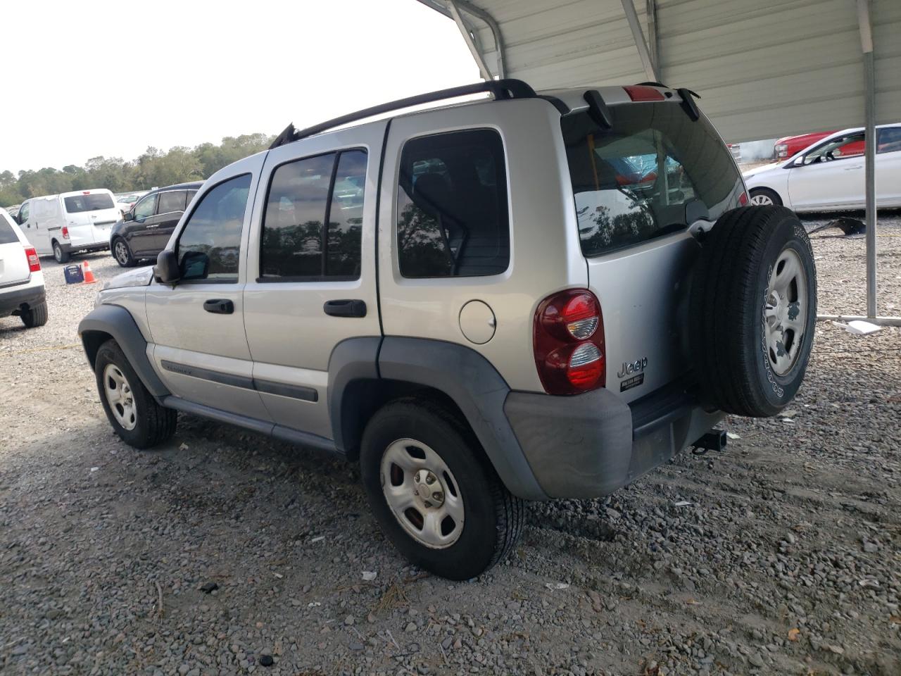 2007 Jeep Liberty (North America) - Image 2