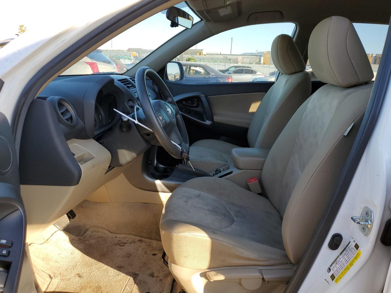 2012 Toyota RAV 4 - Image 7