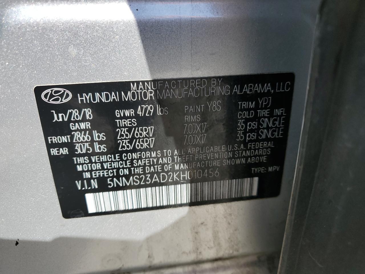 2019 Hyundai Santa Fe - Image 12