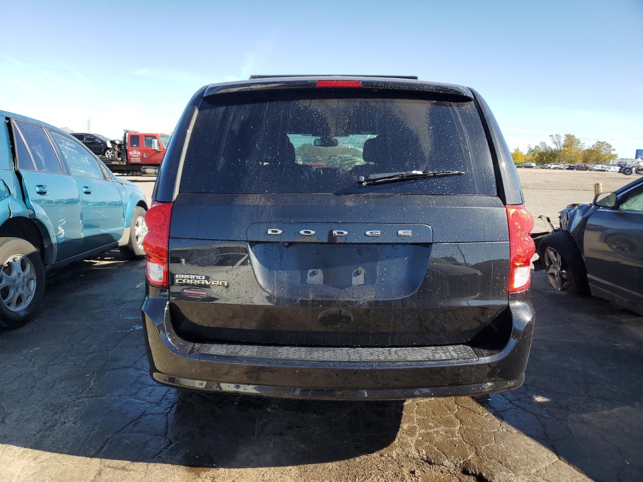 2019 Dodge Grand Caravan Sxt VIN: 2C4RDGCG1KR757320 Lot: 77463374