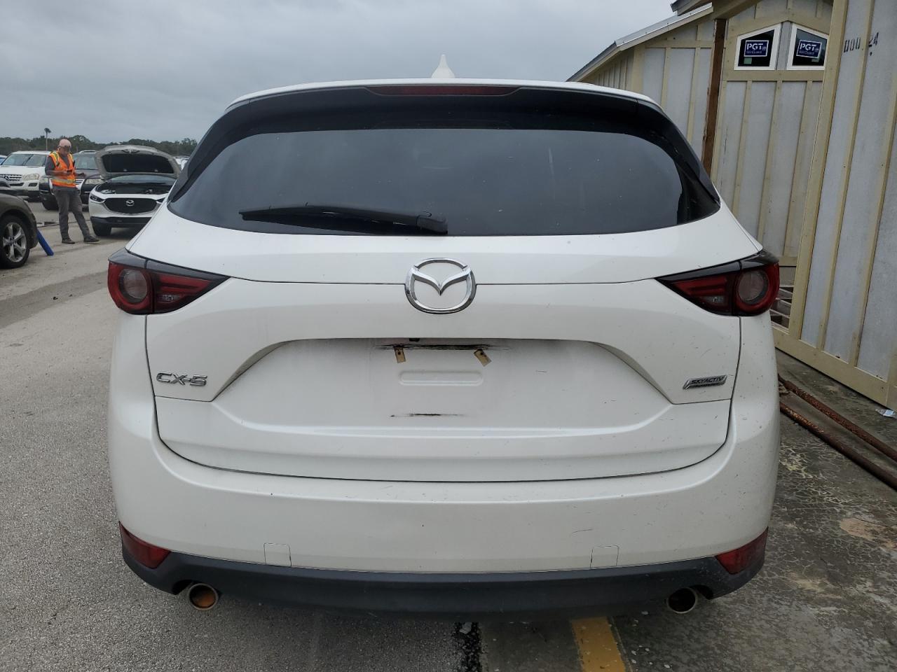 JM3KFADM2J0315885 2018 Mazda Cx-5 Grand Touring