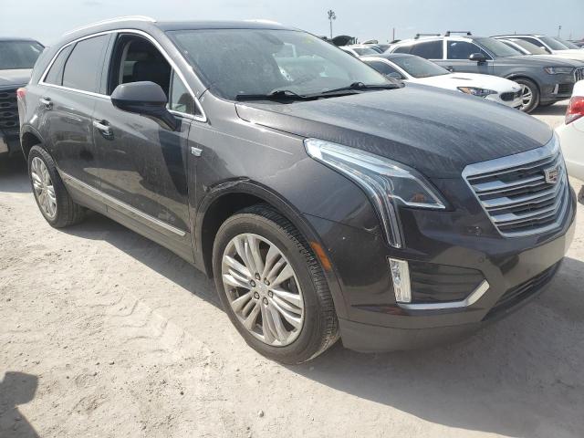  CADILLAC XT5 2018 Серый