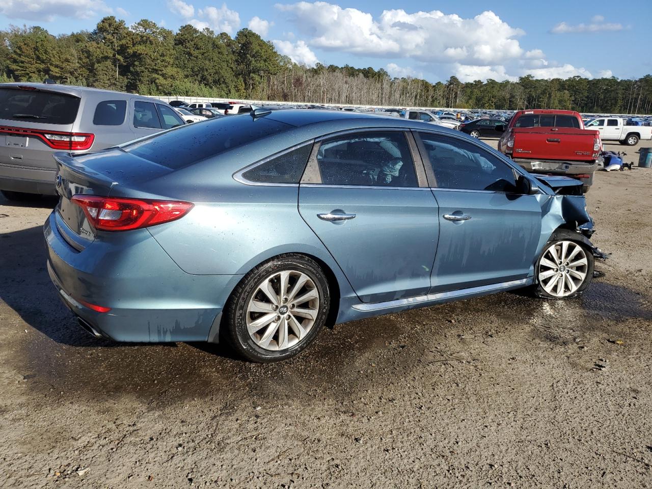2015 Hyundai Sonata - Image 3
