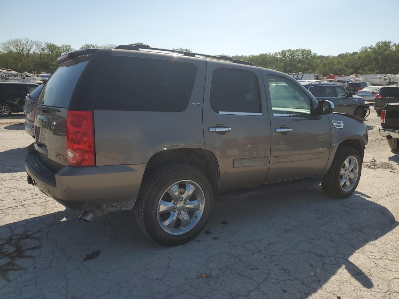 1GKS2CE0XBR361333 2011 GMC Yukon Slt