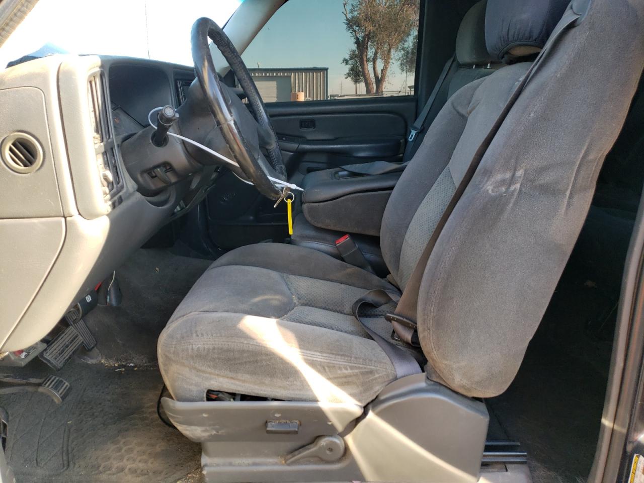 2005 Chevrolet Silverado - Image 7