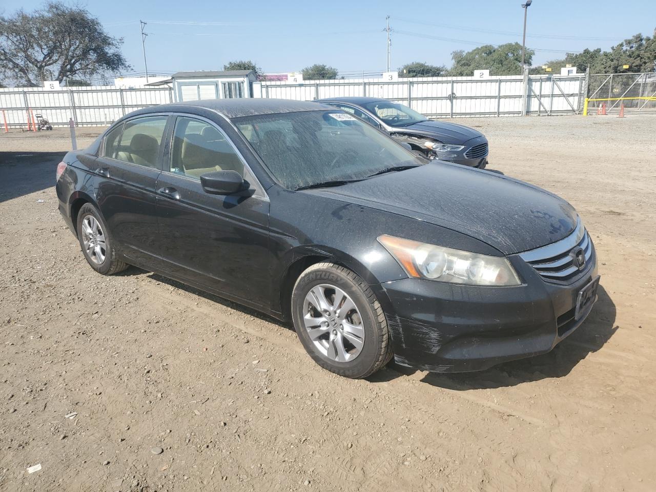 2012 Honda Accord - Image 4