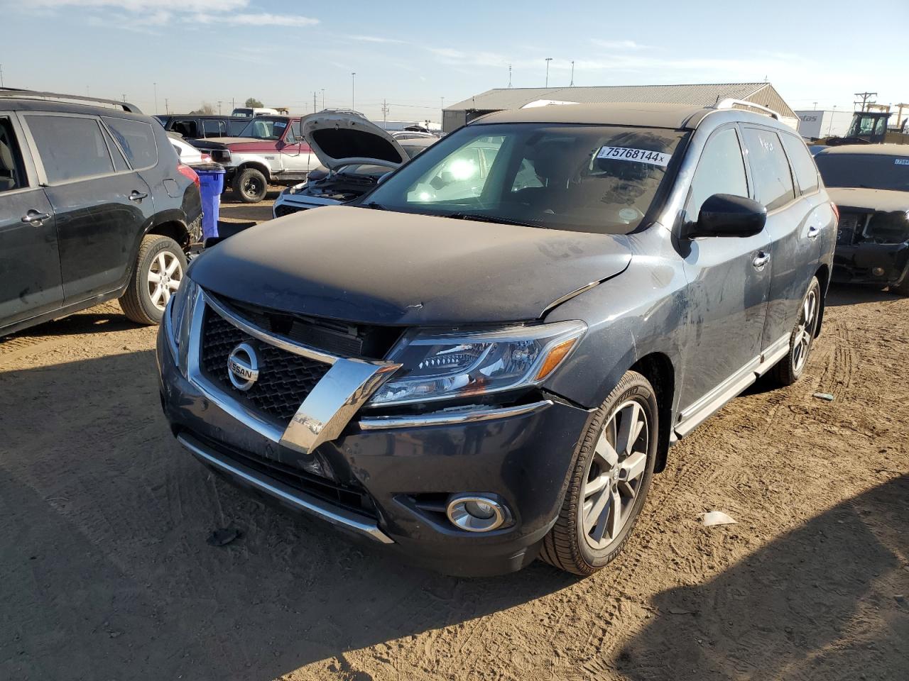 2015 Nissan Pathfinder - Image 1