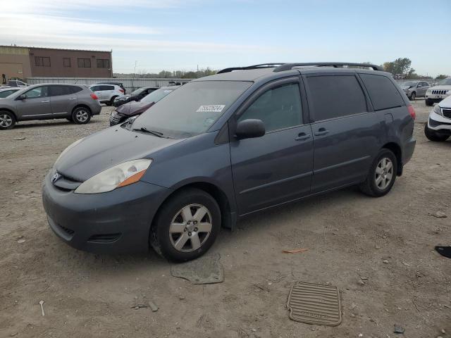 2010 Toyota Sienna Ce