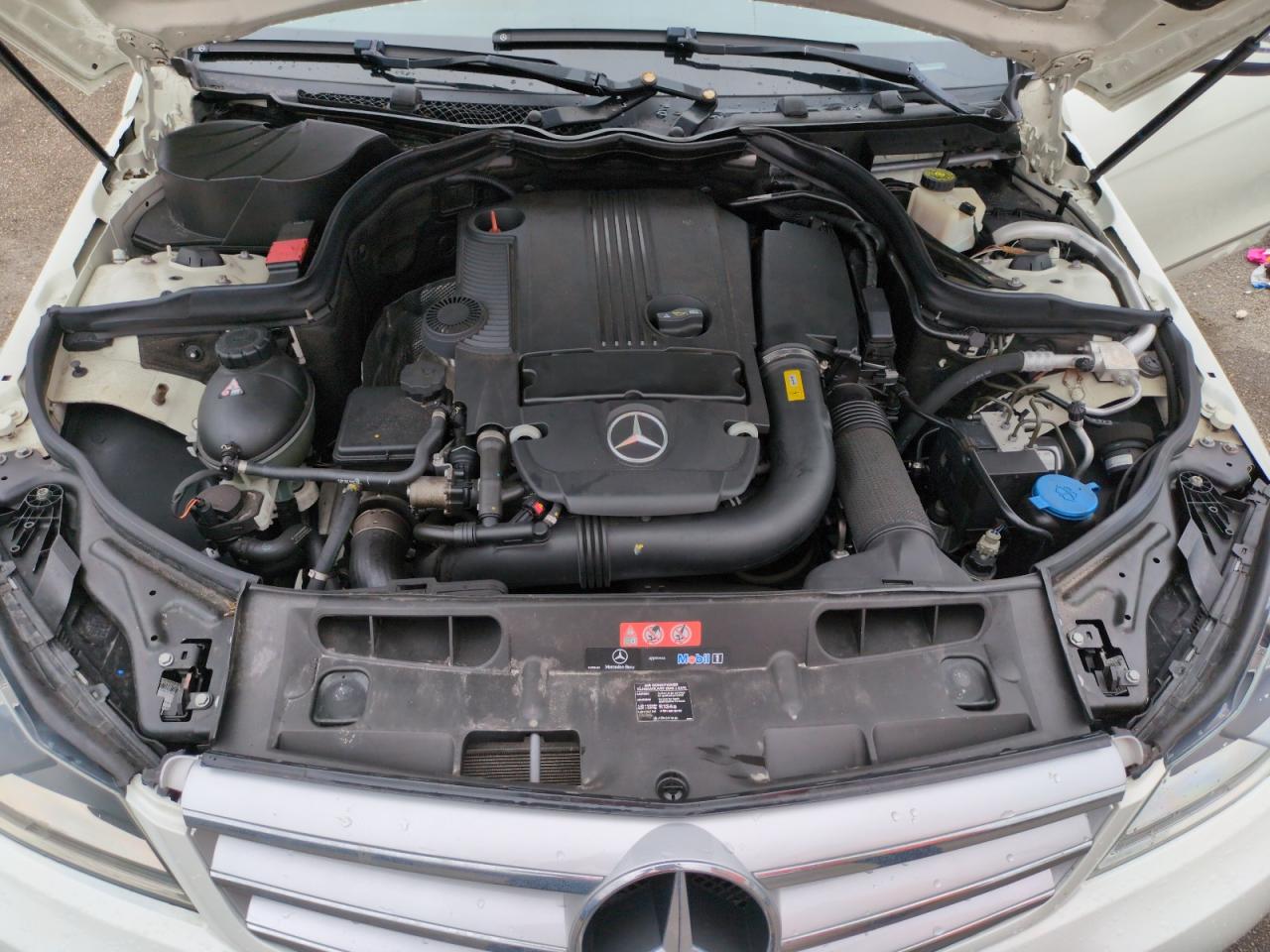 WDDGF4HB6CA644679 2012 Mercedes-Benz C 250