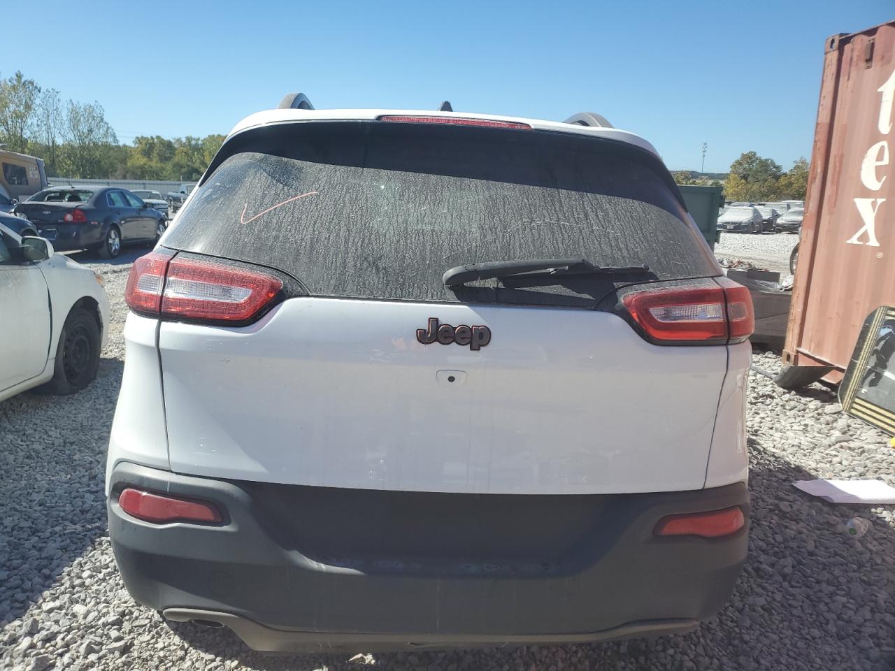 2016 Jeep Cherokee Latitude VIN: 1C4PJLCB2GW297161 Lot: 76263284