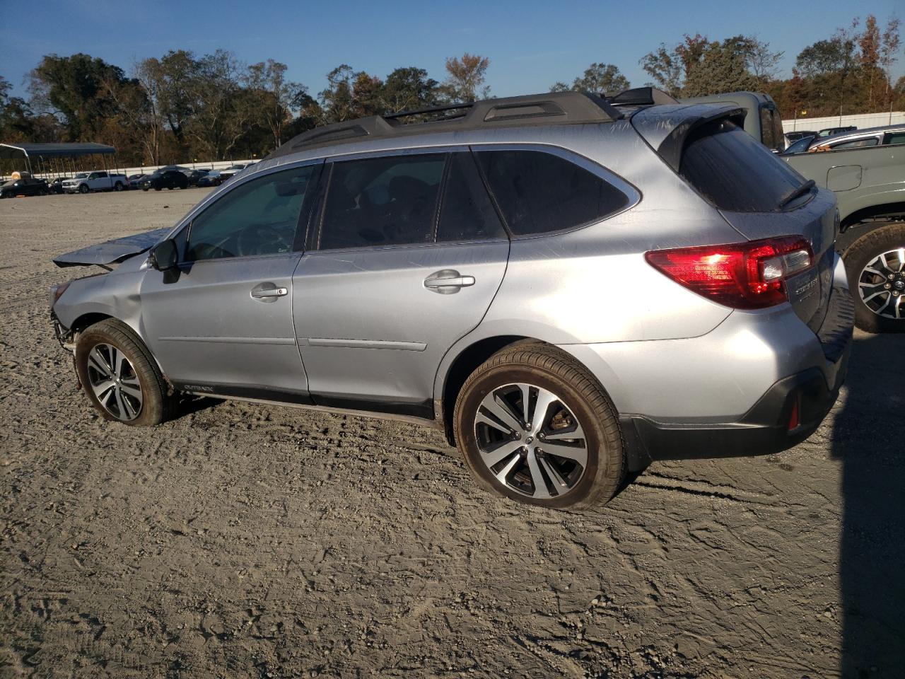 VIN 4S4BSANC7J3375679 2018 SUBARU OUTBACK no.2