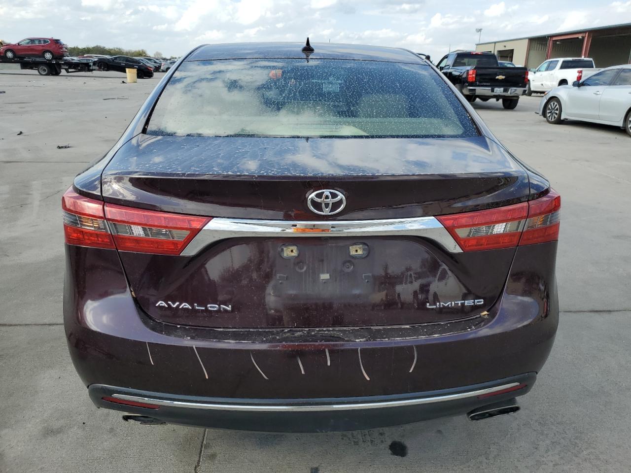 2016 Toyota Avalon - Image 6