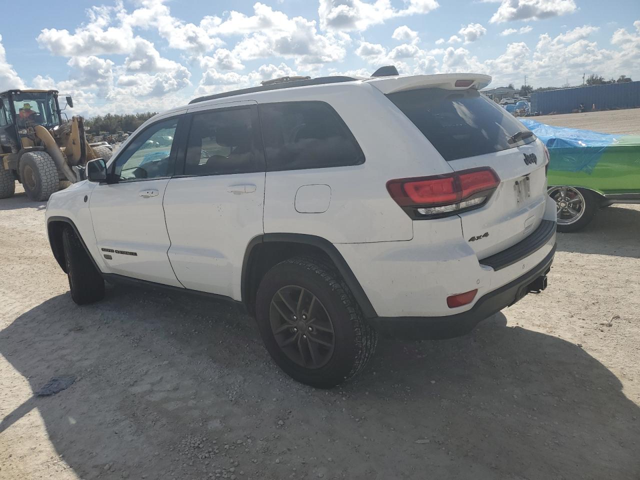2016 Jeep Grand Cherokee - Image 2