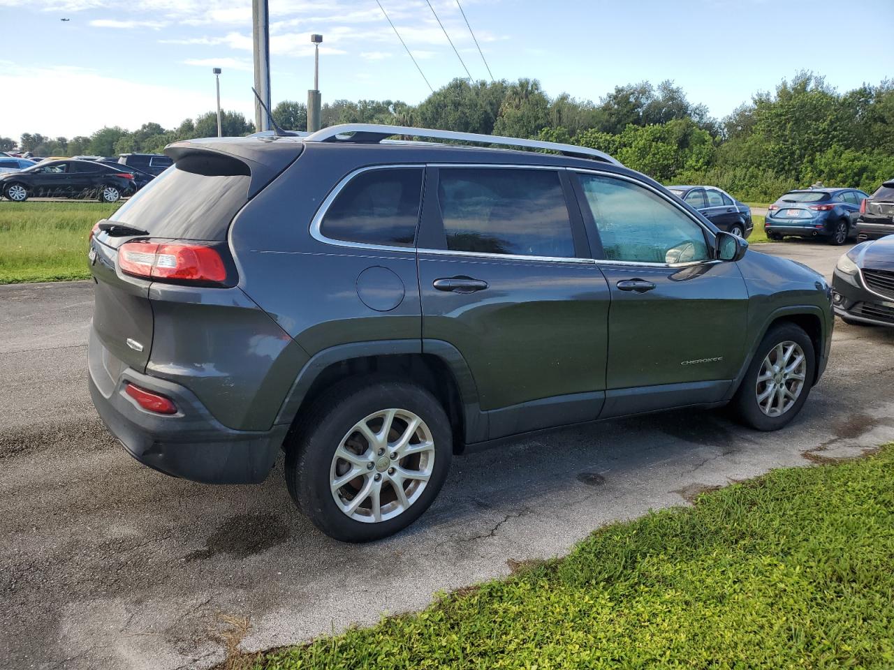 2014 Jeep Grand Cherokee - Image 3