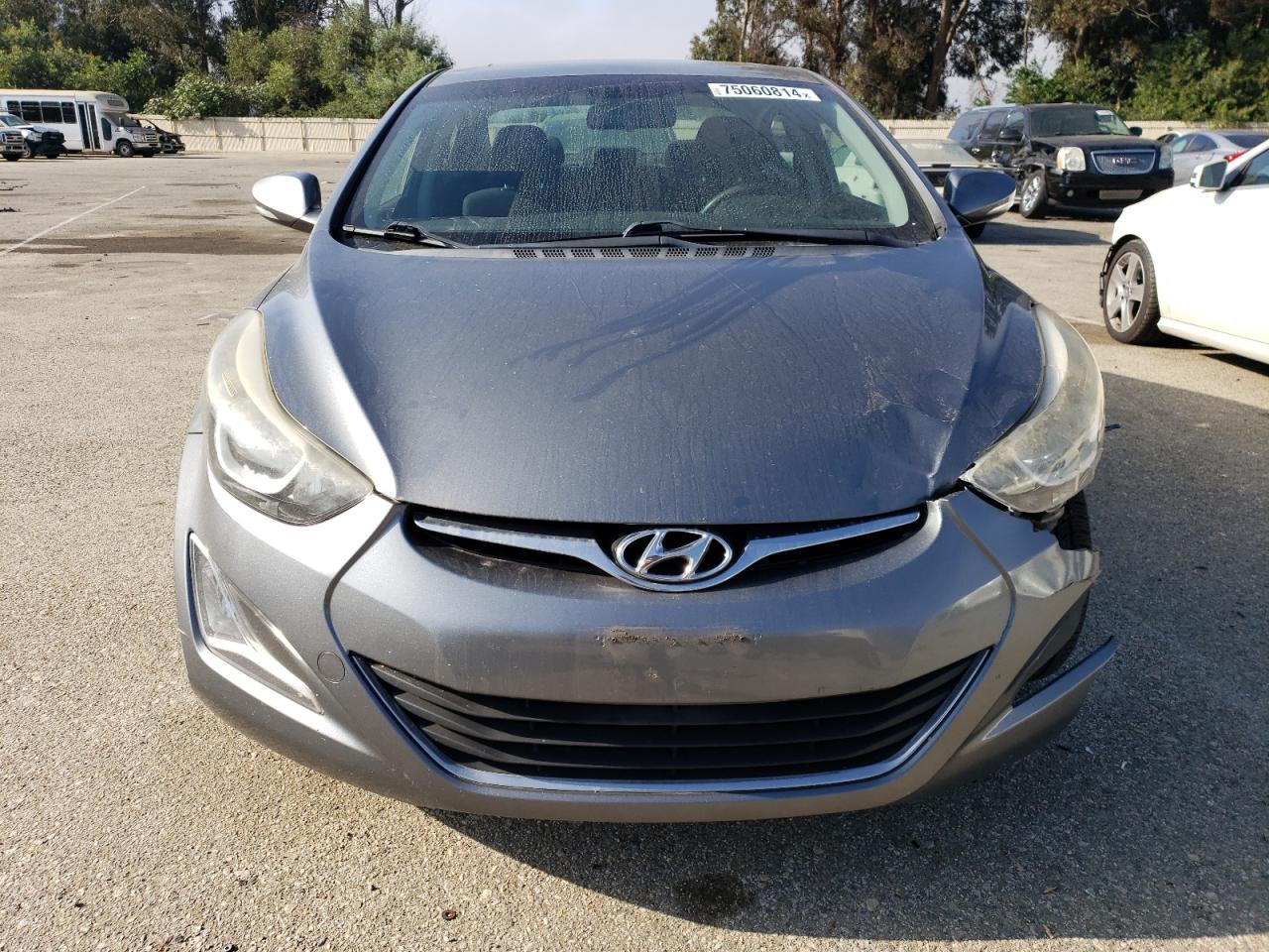 2016 Hyundai Elantra - Image 5