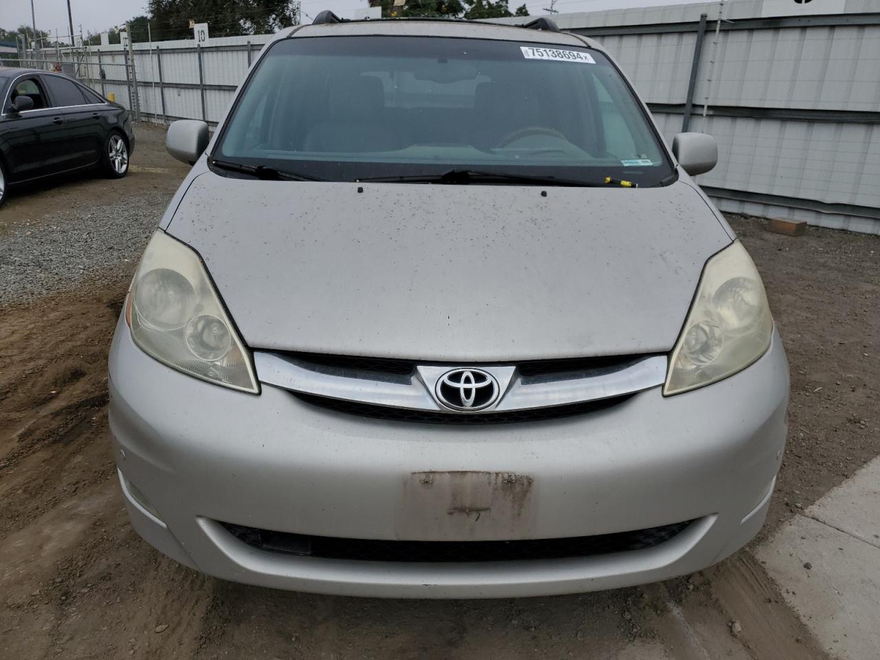2006 Toyota Sienna - Image 5