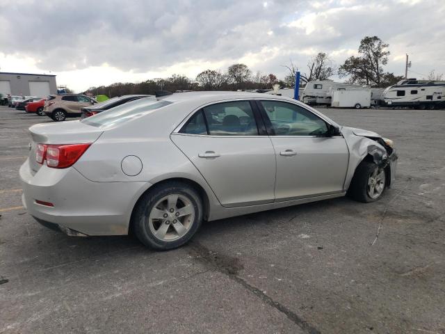 Sedans CHEVROLET MALIBU 2015 Srebrny