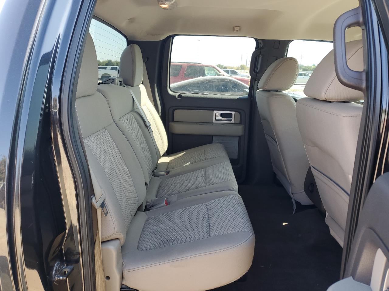 2010 Ford F-150 - Image 10