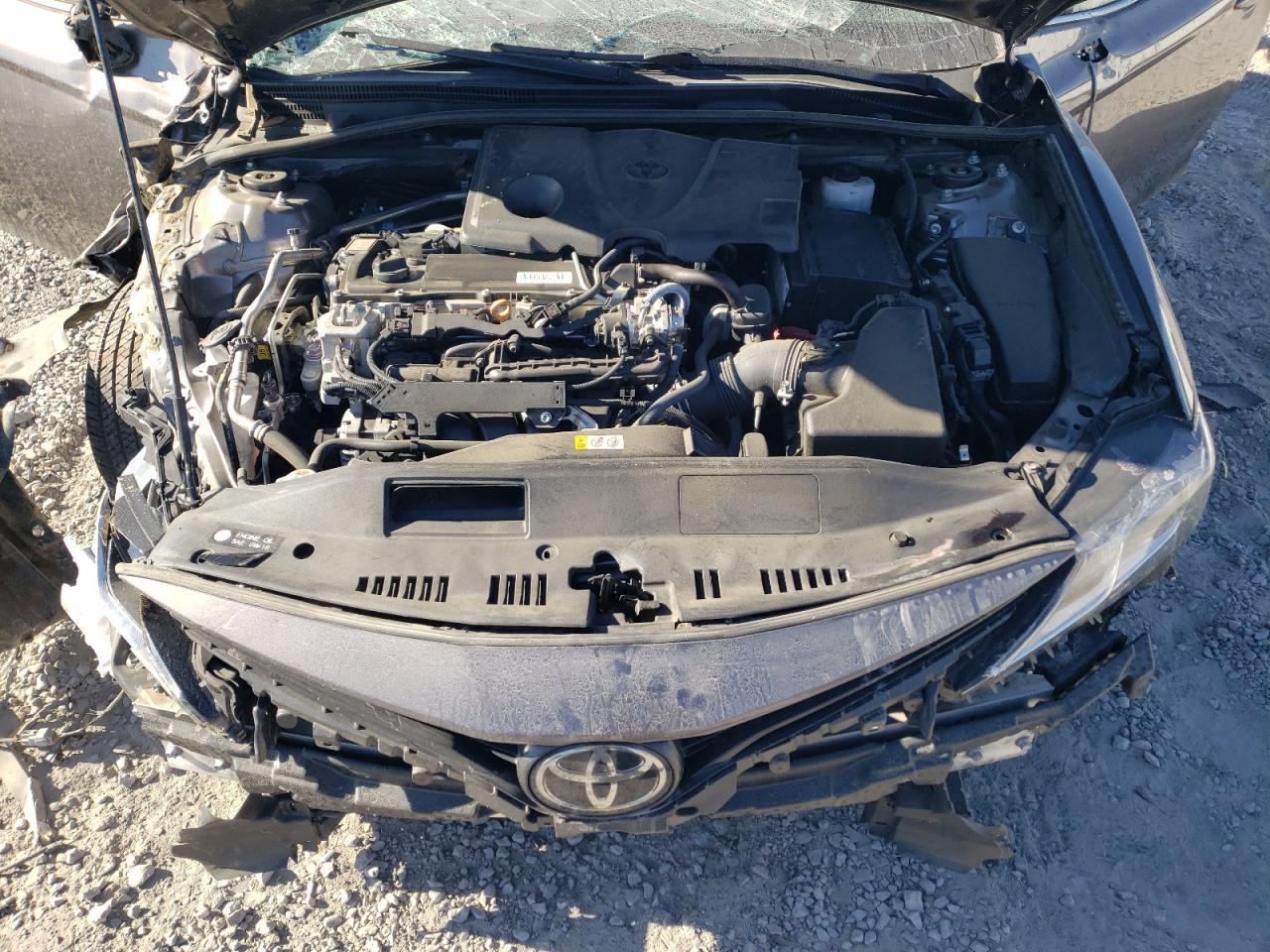 2022 Toyota Camry - Image 13