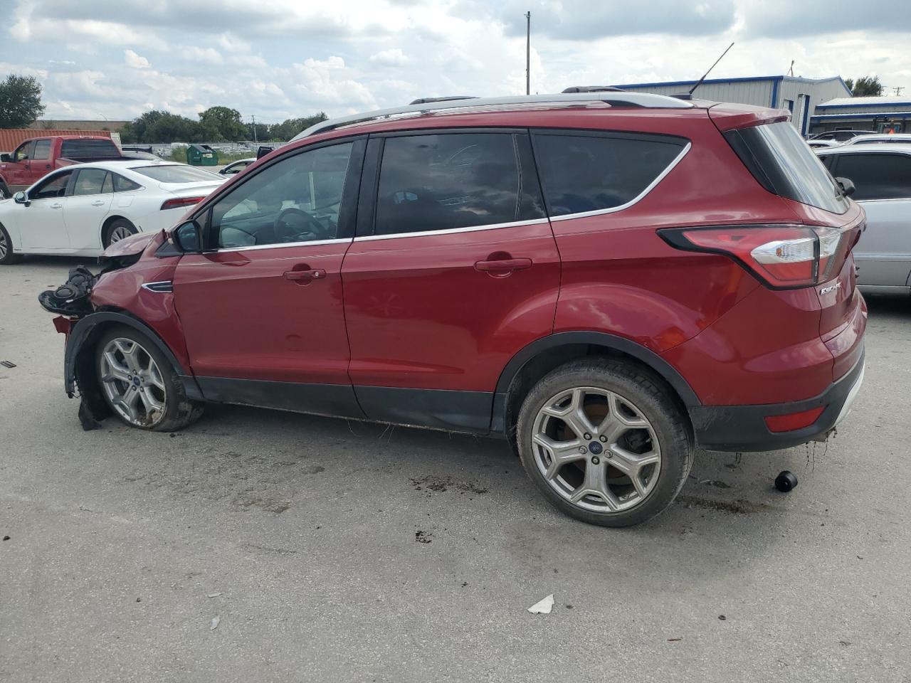 1FMCU0J9XHUD04211 2017 Ford Escape Titanium