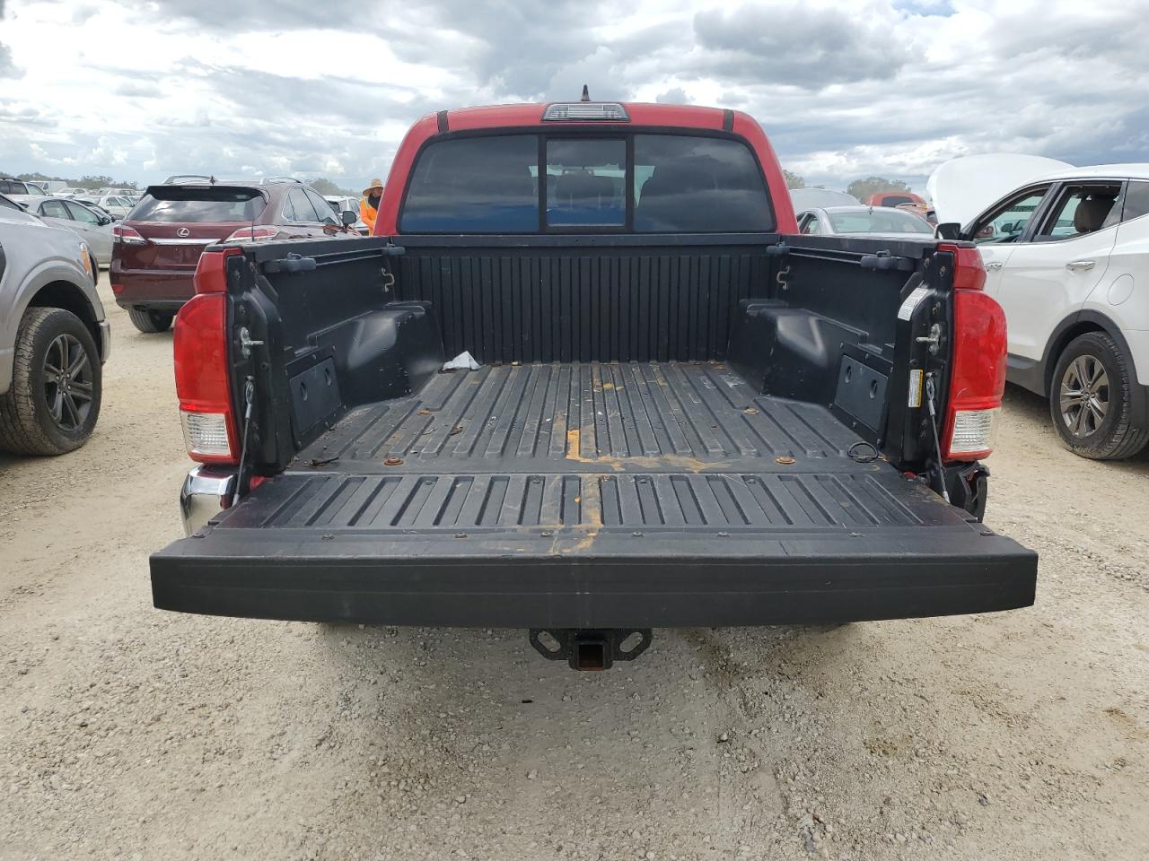 3TMAZ5CN6HM051980 2017 Toyota Tacoma Double Cab