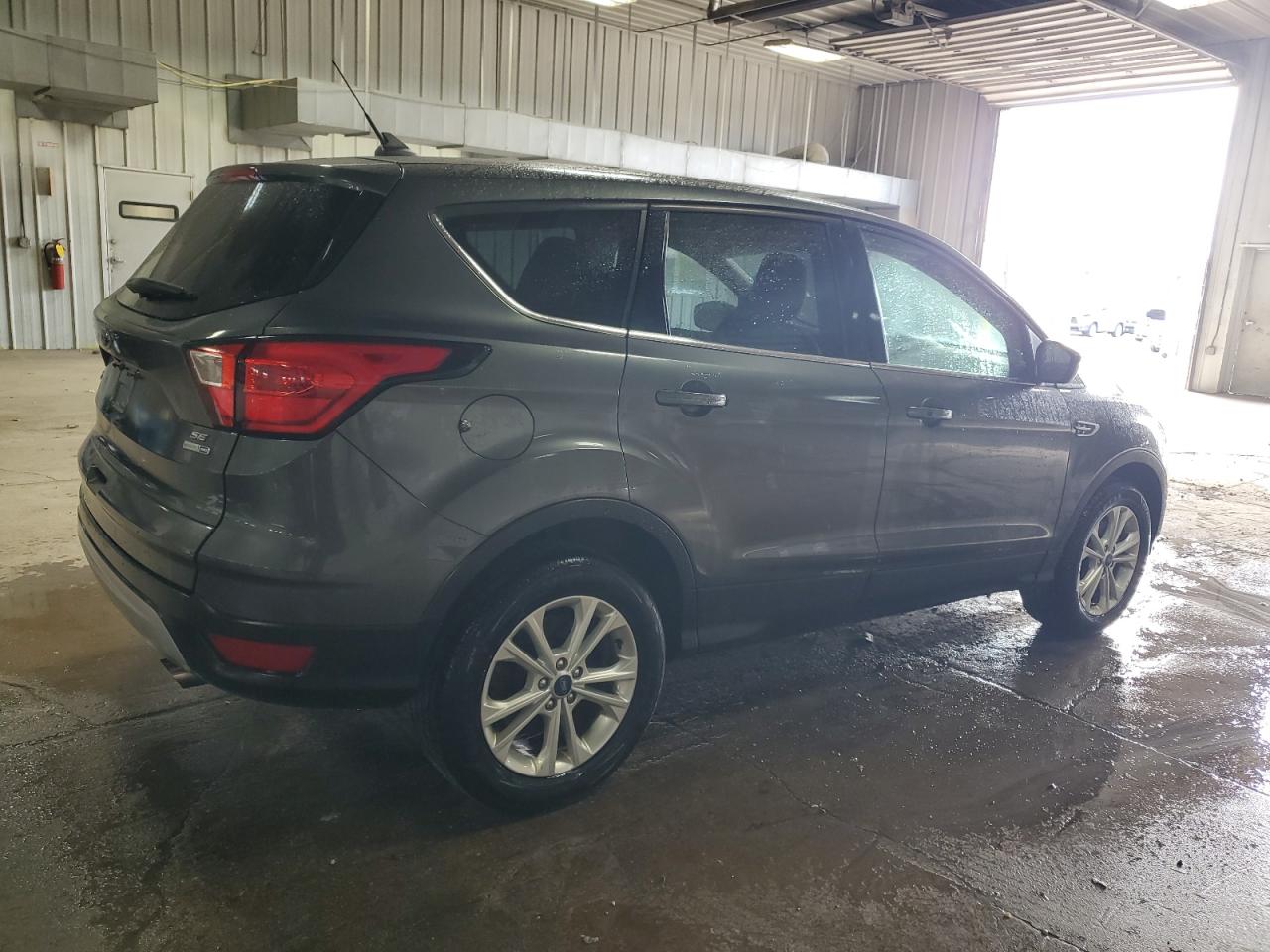 2019 Ford Escape - Image 3