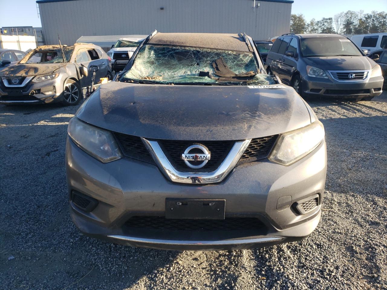 2015 Nissan Rogue - Image 5