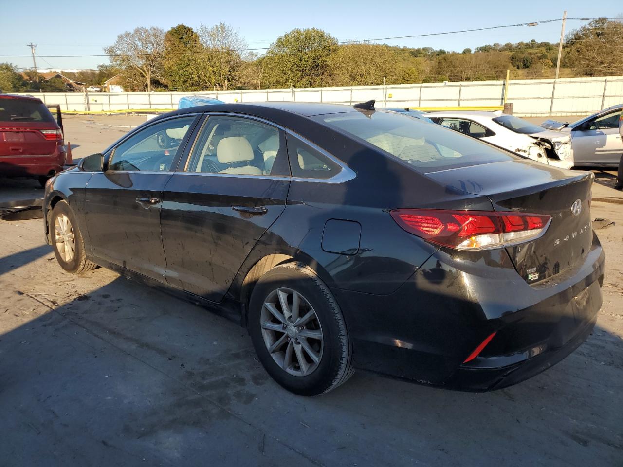 2019 Hyundai Sonata - Image 2