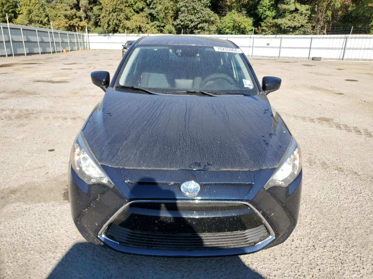 VIN 3MYDLBYV7JY307033 2018 TOYOTA YARIS no.5