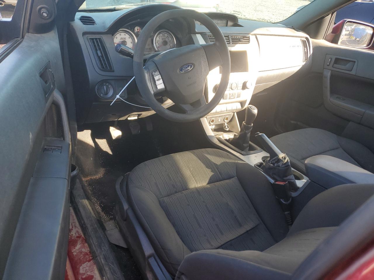 2009 Ford Focus - Image 8