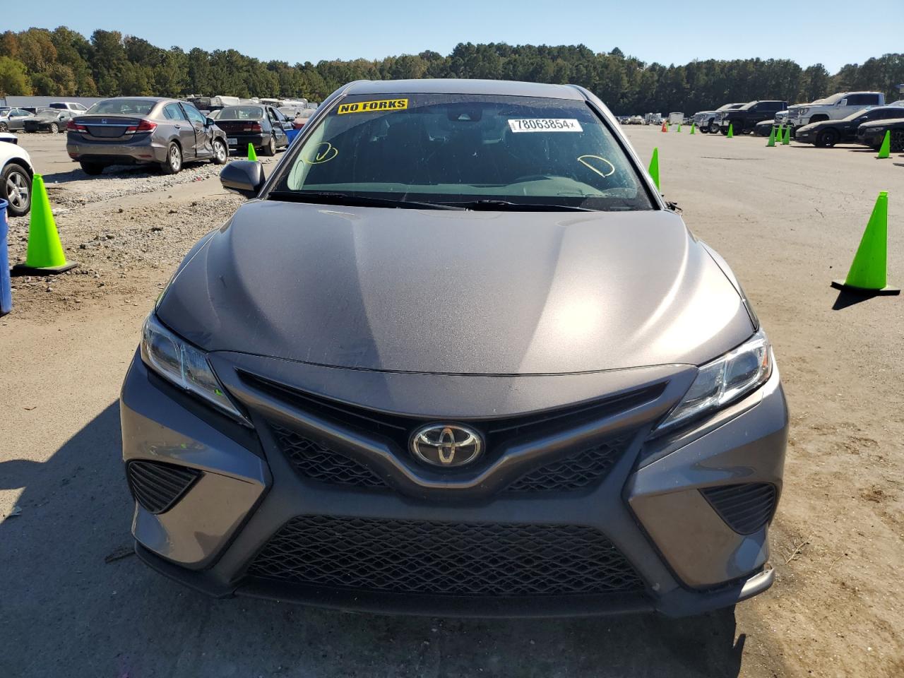 VIN 4T1B11HK2JU659687 2018 TOYOTA CAMRY no.5