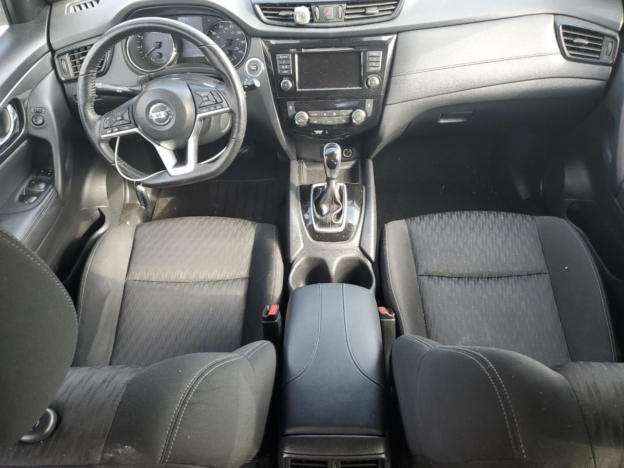 2019 Nissan Rogue - Image 8