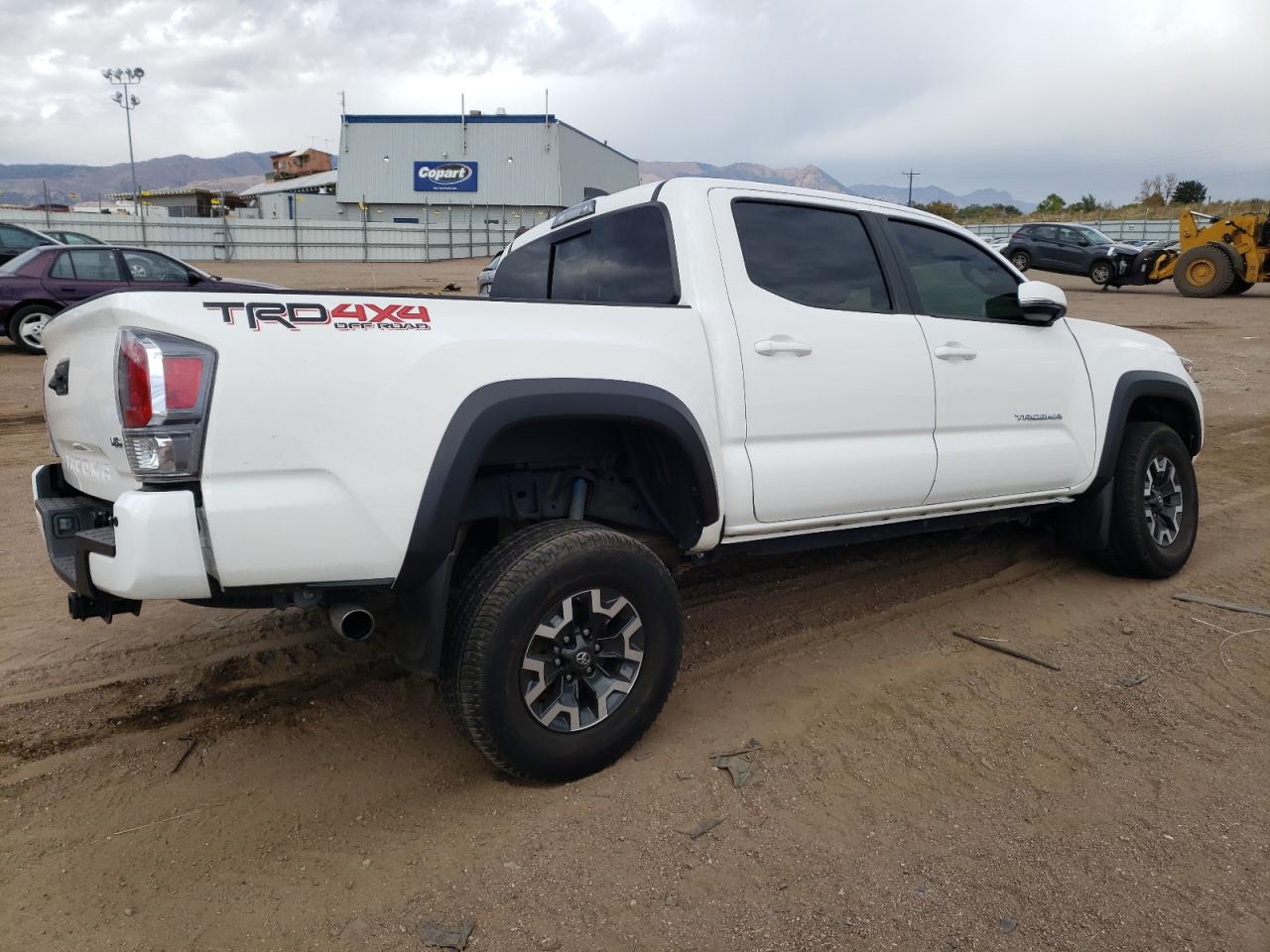 2020 Toyota Tacoma - Image 3