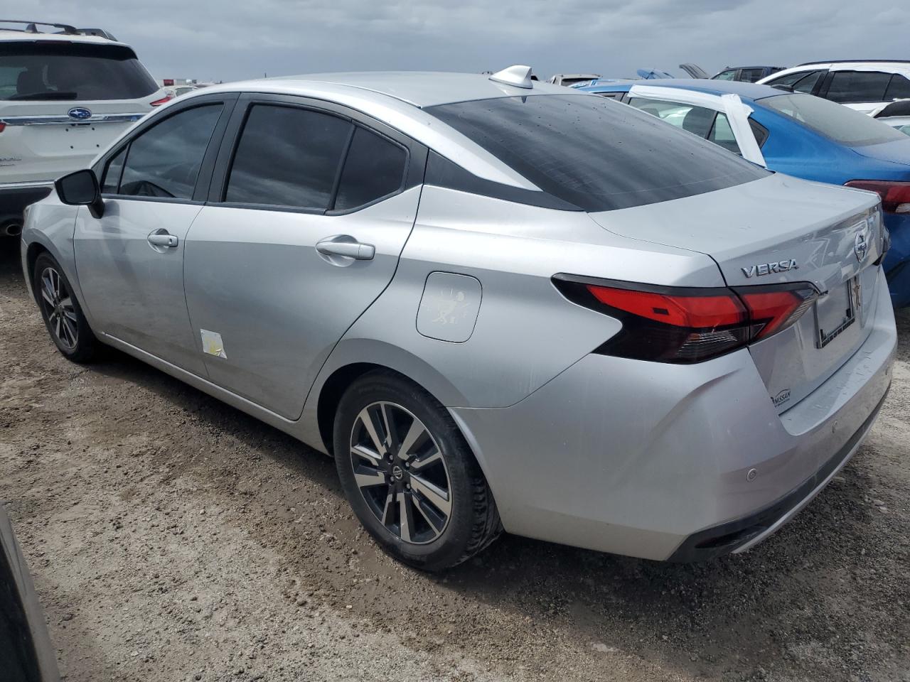 2021 Nissan Versa - Image 2