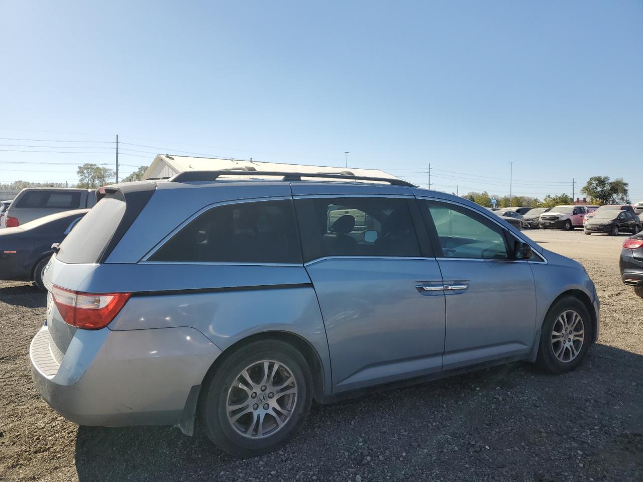 2011 Honda Odyssey - Image 3