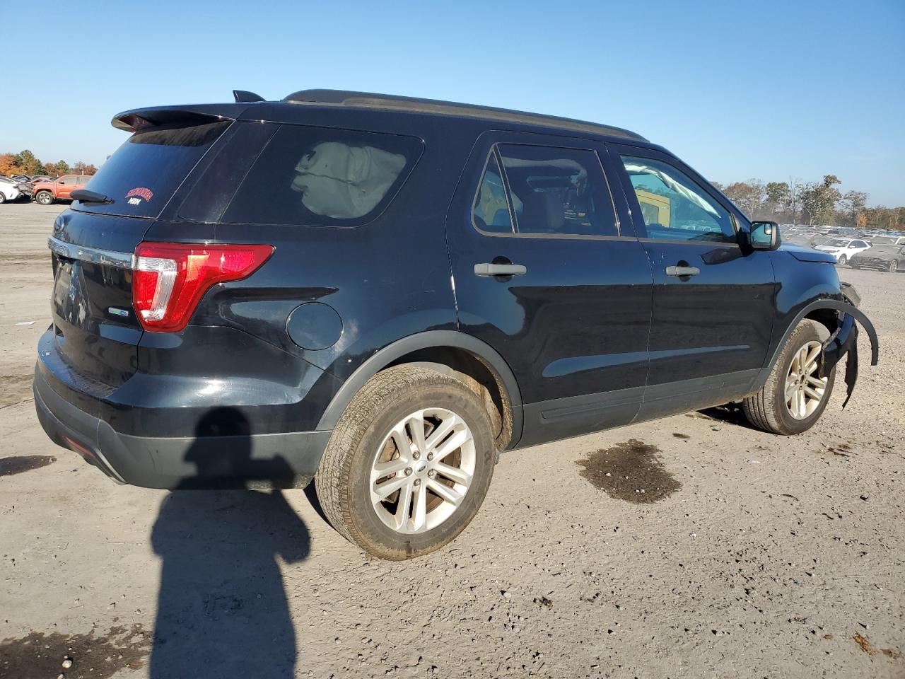 2017 Ford Explorer - Image 3