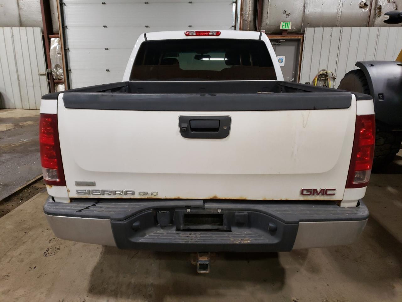 2011 GMC Sierra - Image 6