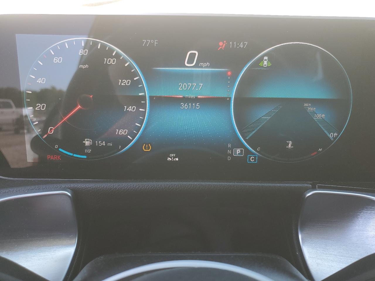 2021 Mercedes-Benz GLB - Image 9
