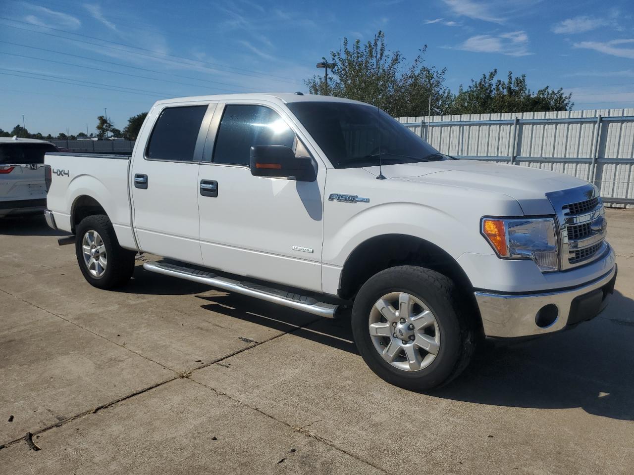 VIN 1FTFW1ET5DKG48266 2013 FORD F-150 no.4