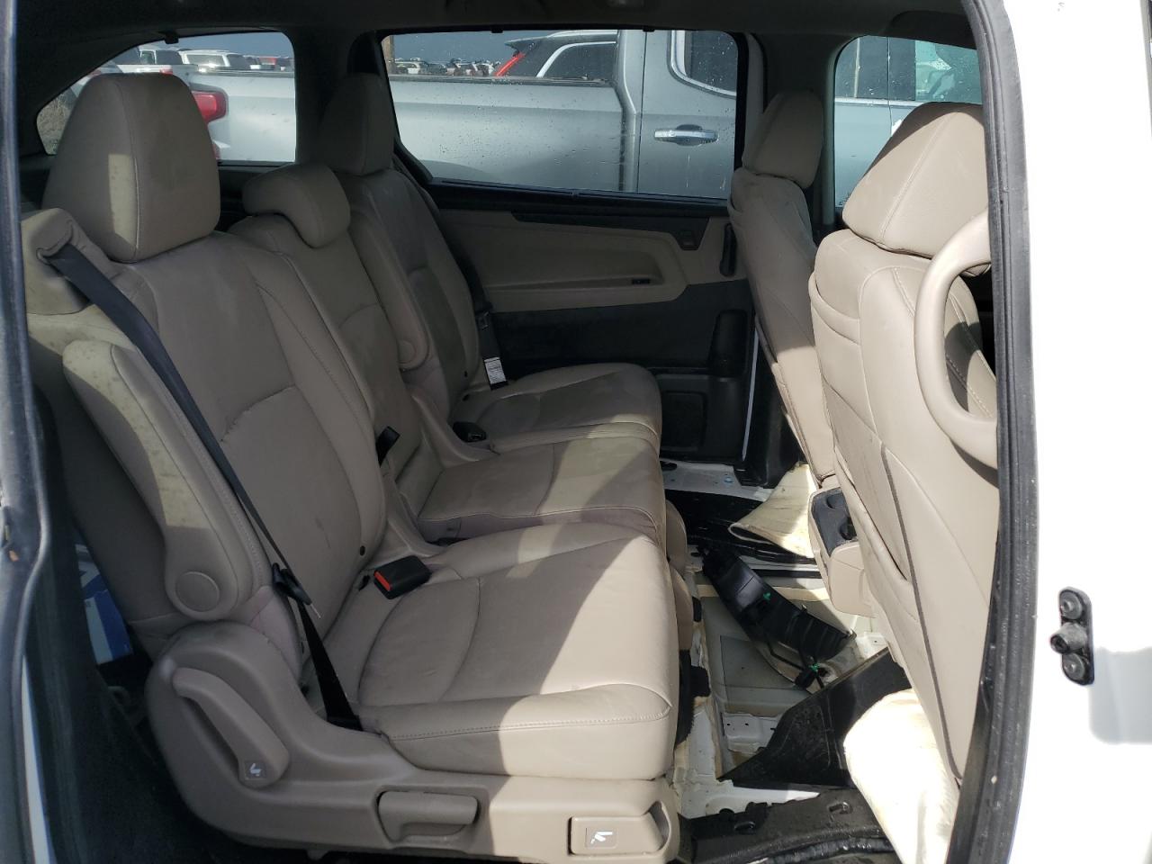 2020 Honda Odyssey - Image 11