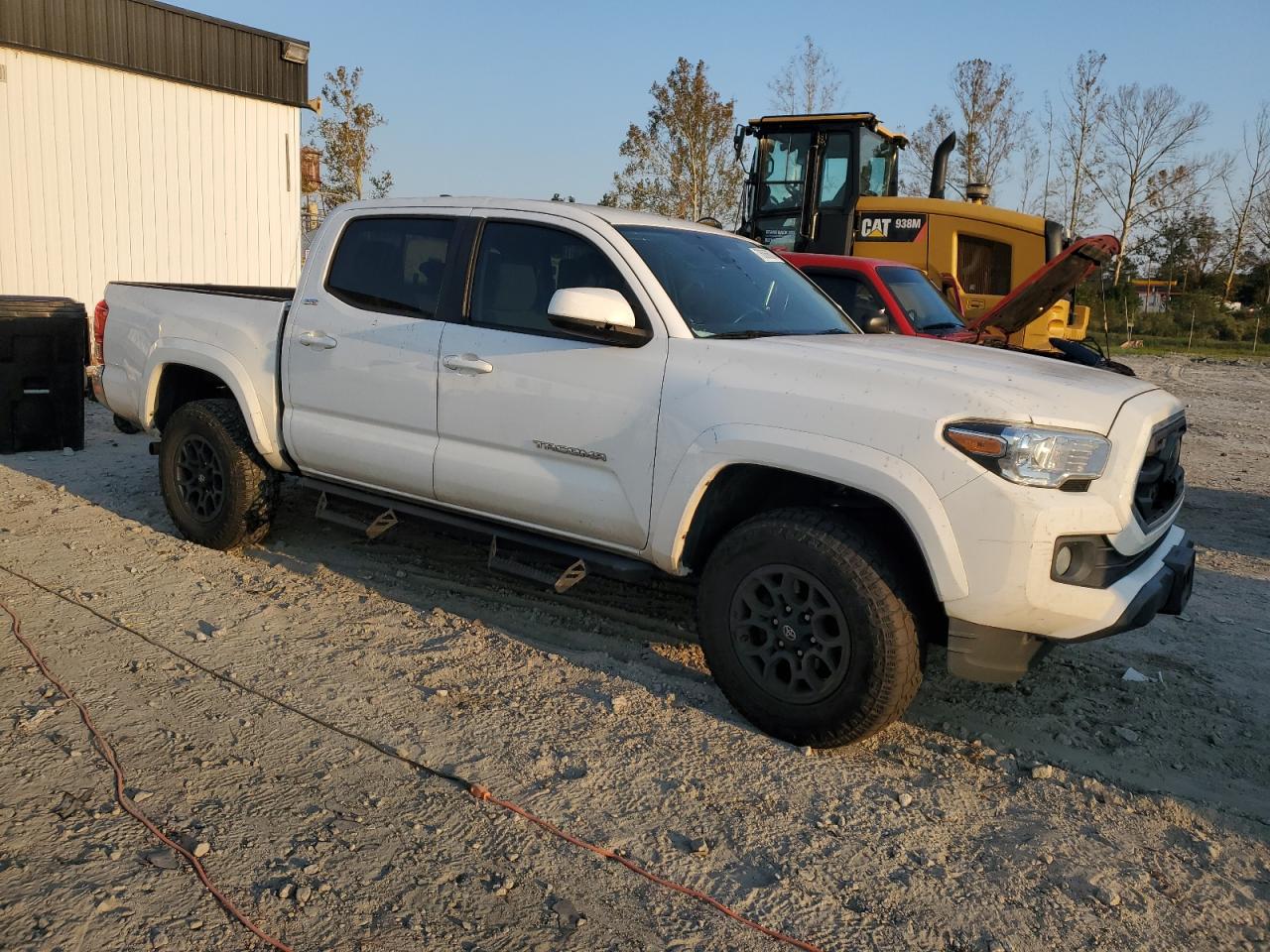 2019 Toyota Tacoma - Image 4