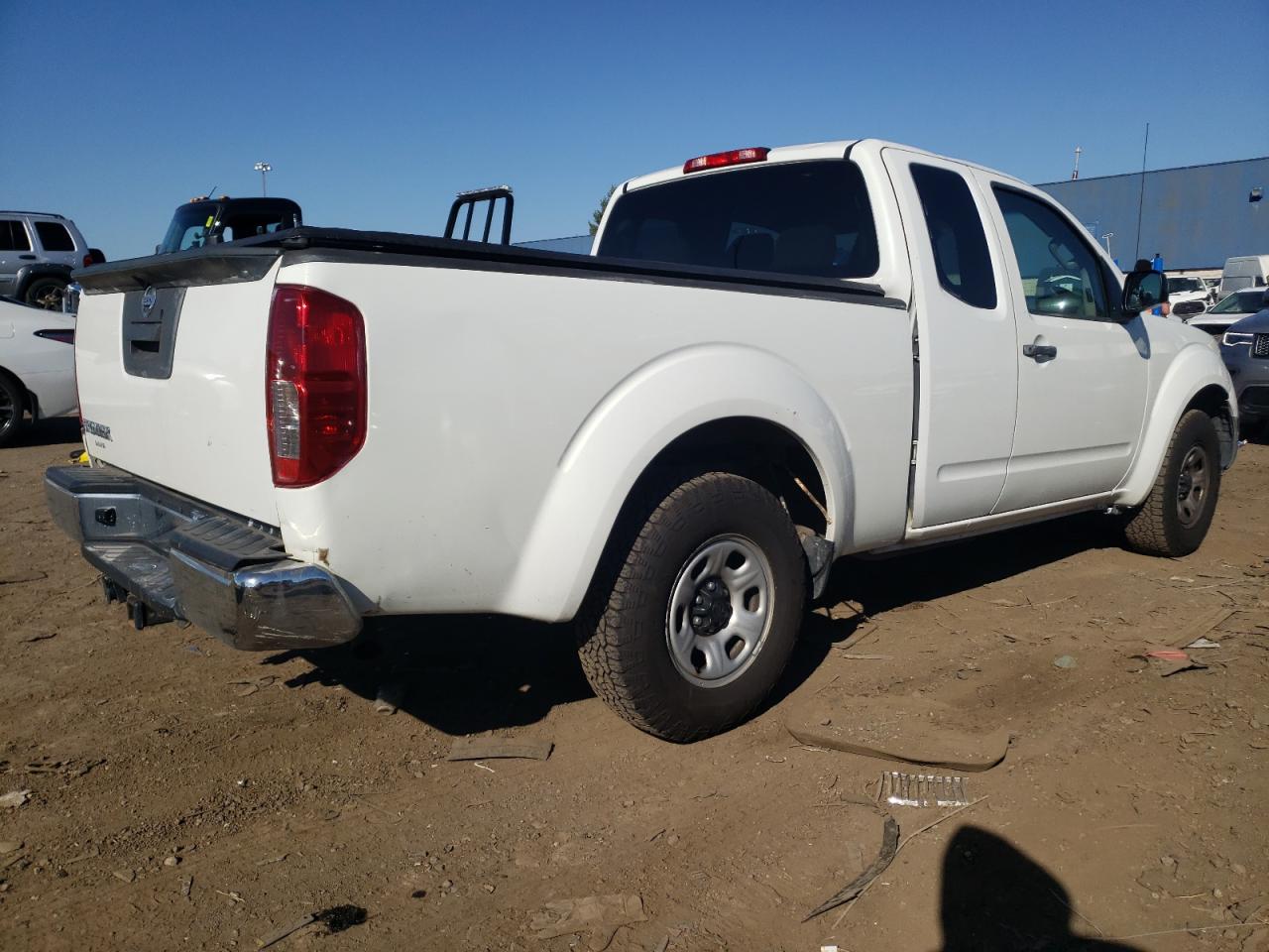 2015 Nissan Navara (Frontier) - Image 3