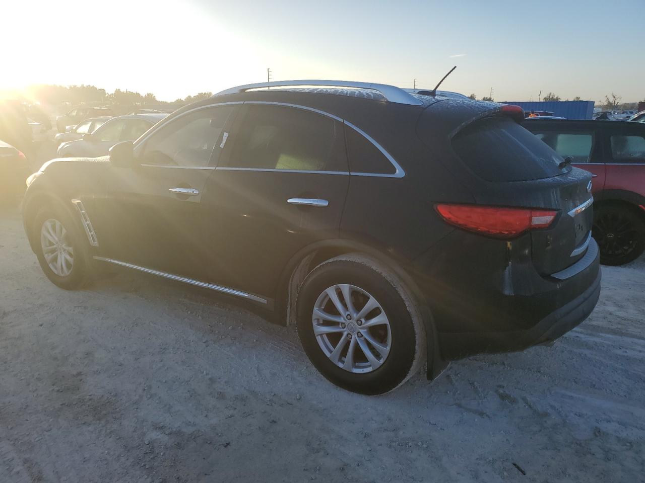 2013 Infiniti FX - Image 2