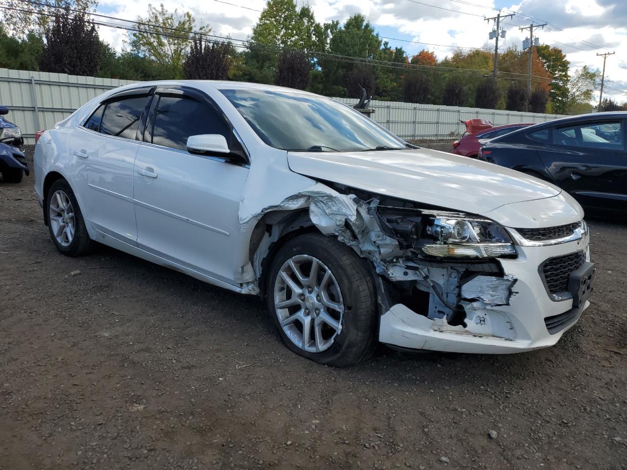 2016 Chevrolet Malibu - Image 4